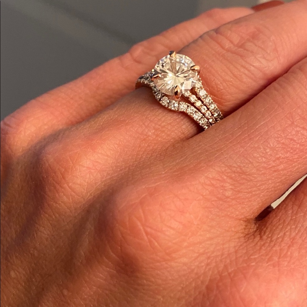 Charles&Colvard wedding set - Negotiable!!